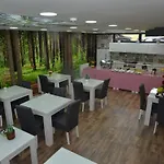 Family Ξενοδοχείο με διαμερίσματα 4*