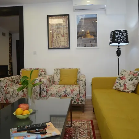 Aparthotel Family